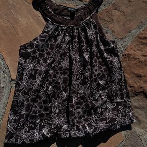 Silk blouse medium sleeve less